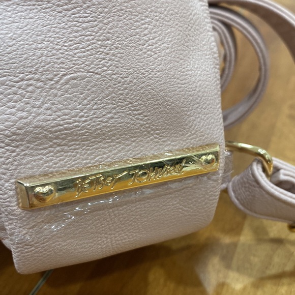 NWT.  Betsy Johnson puppy mini backpack. - Picture 7 of 13